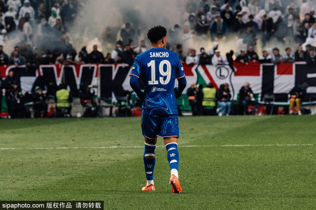 皇冠信用_桑乔转会尤文图斯皇冠信用，弗拉霍维奇加盟曼联：转会市场的震荡与期待